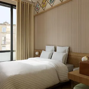 Otel Qc Porta Romana Milano